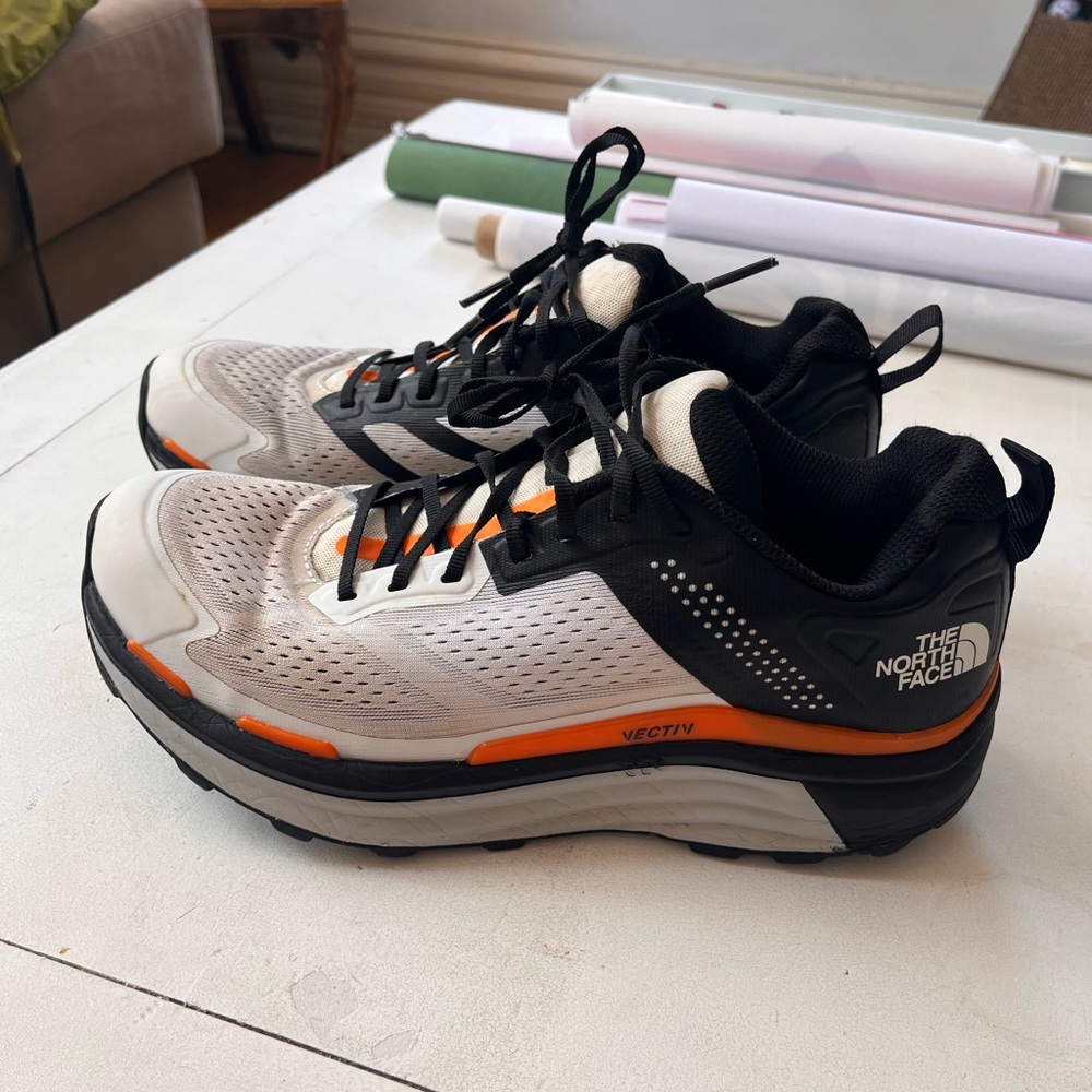 The north face vectiv enduris trail running shoe
